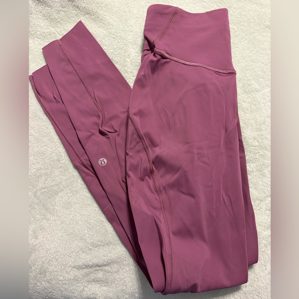 Lululemon Base Pace HR Tight 28”